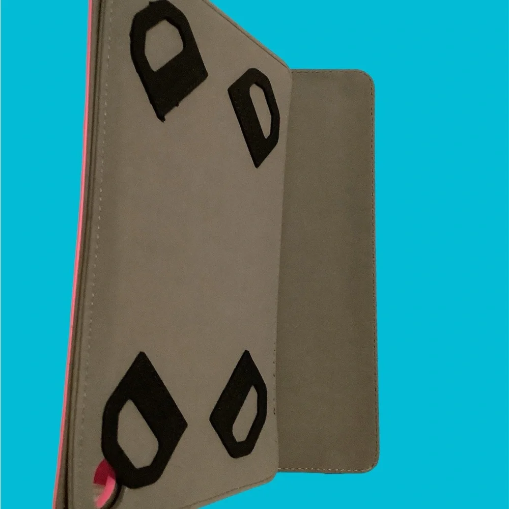 Lifeworks Case for Tablets is brand new! Fits 7 - 8” tablets. 360 degree swivel